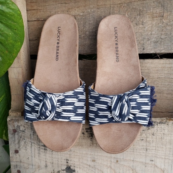 Lucky Brand Shoes - HP🏆Lucky Brand Boho Knotted Fabric Slide Sandals